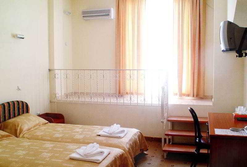 Vip Hotel Skopje - New Management Экстерьер фото