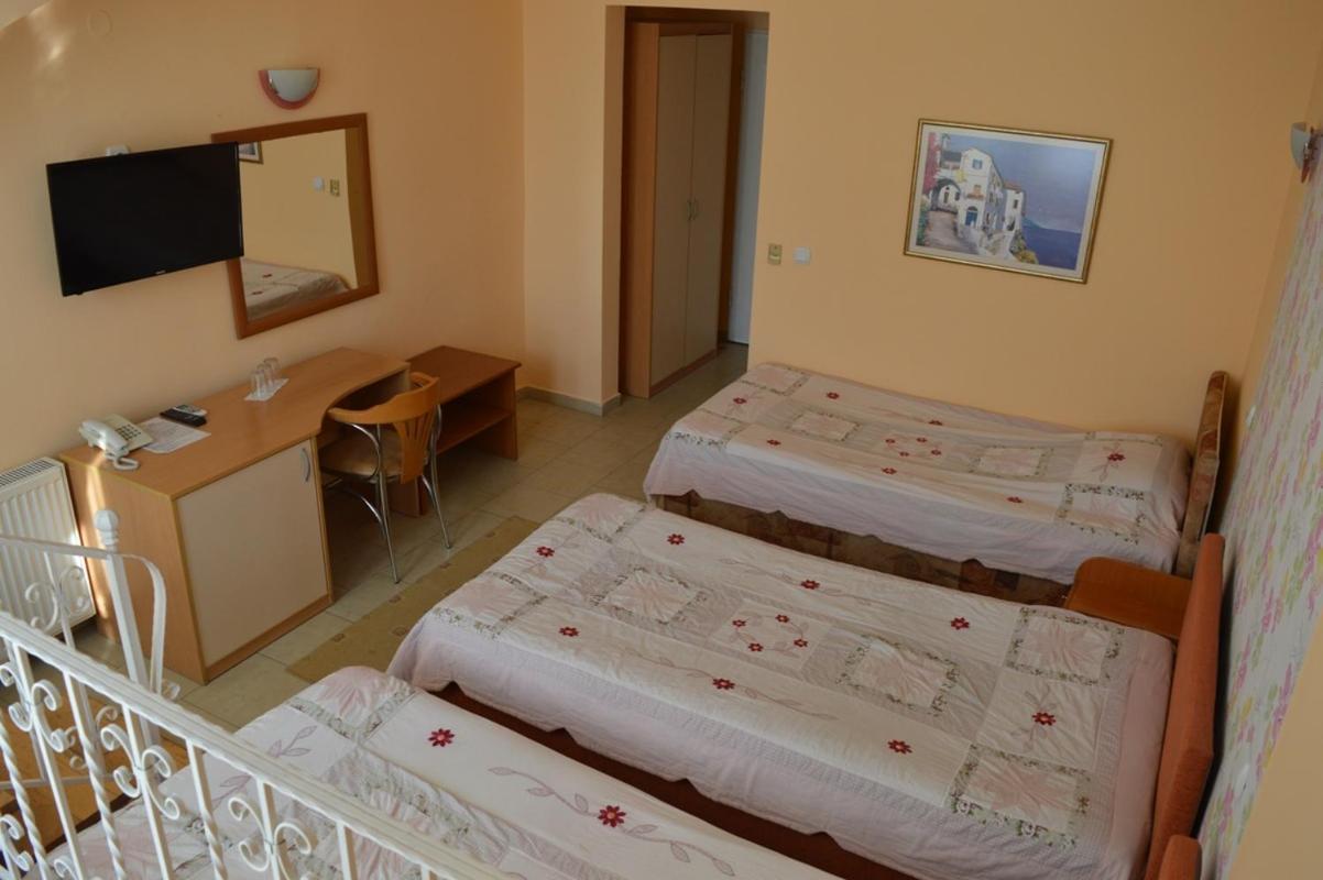 Vip Hotel Skopje - New Management Экстерьер фото