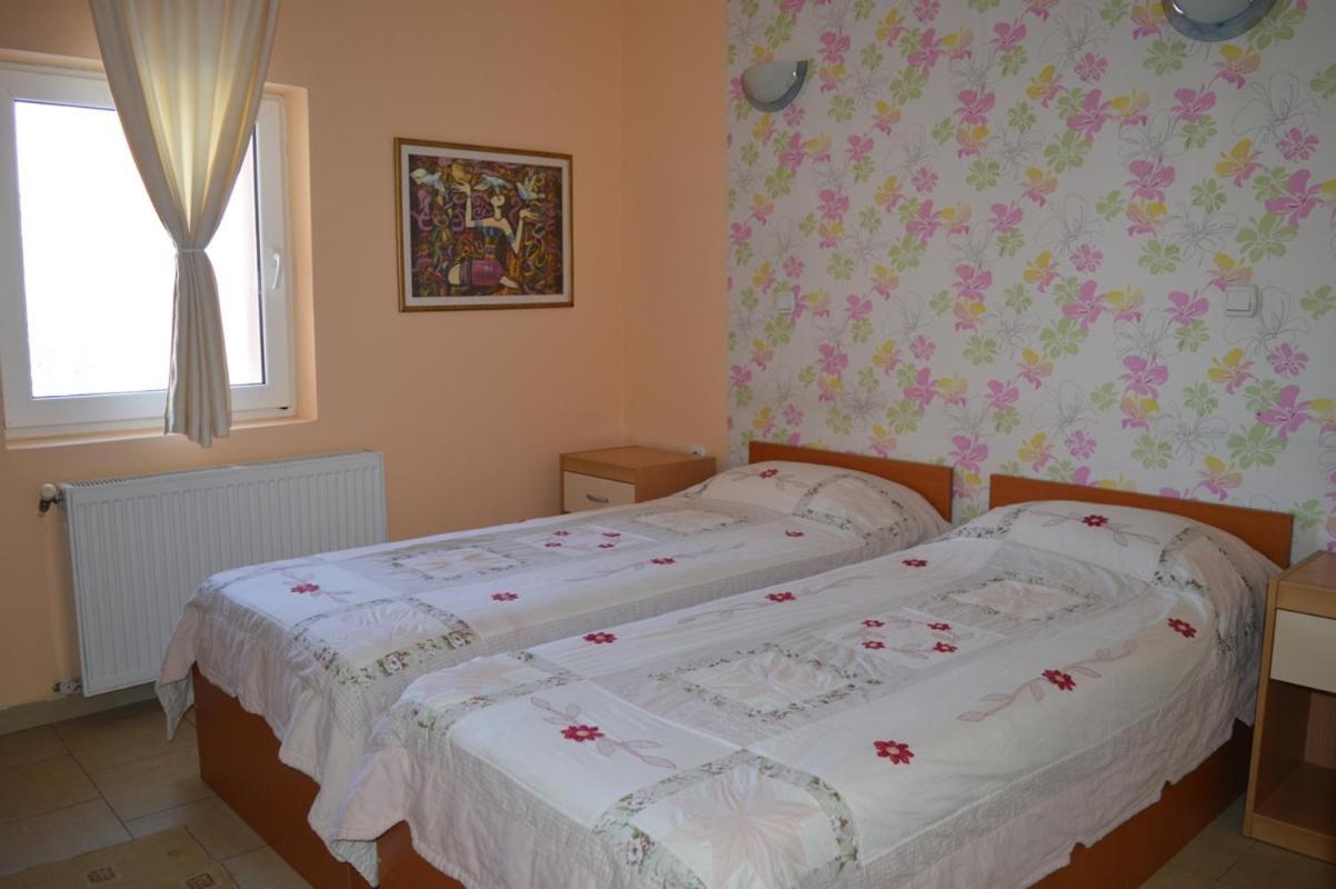Vip Hotel Skopje - New Management Экстерьер фото
